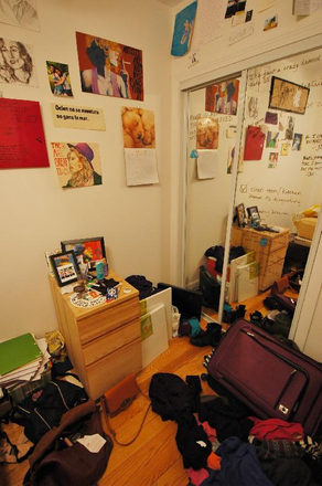 3 Bedroom at 58 Westland Ave. - NO BROKER'S FEE!! Avail 9/1 - Spacious, Irresistible, Well lit, 3 BR on Westland Ave Apartments