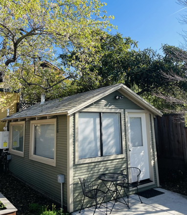 Outside view - Cozy Studio Cottage Steps to Fabulous Food and Shopping for Short Term Rental