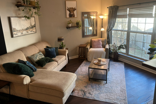 Living Room - Fully Furniture 1Bed/1Bath Condo