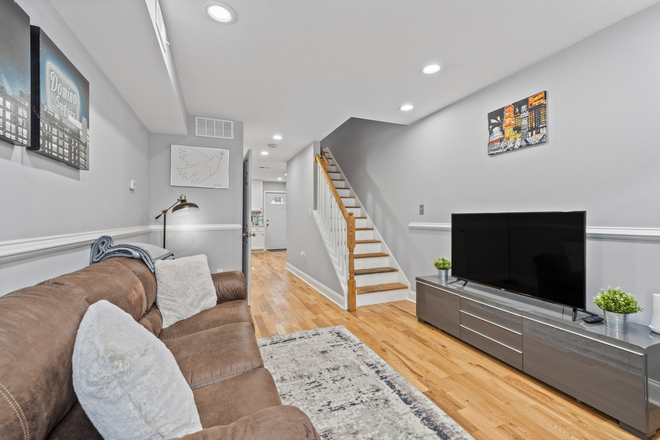 LR - Fully Furnished 3BR/2BA rowhome FREE internet and monitored security system