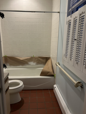 Bathroom - Hastings Place Condo Trust