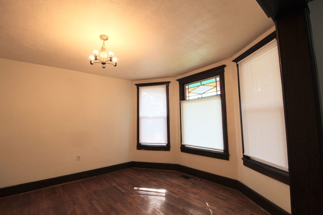 Living Room - Downtown home for rent for the upcoming school year!