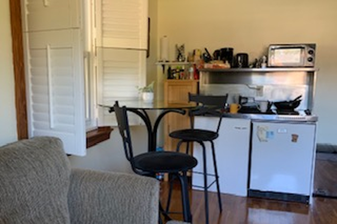 kitchenette, - Duplex like property fully furnished, all utilities included (wi-fi) Direct TV, W/D.   2 mi. to MUSC House
