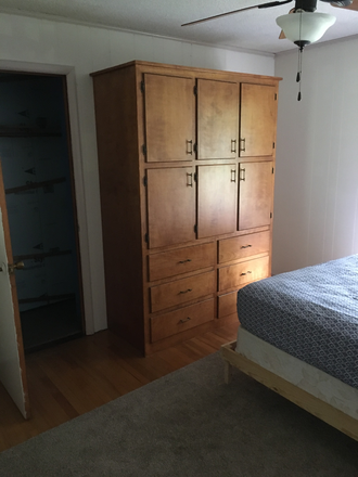 Bedroom 2 - Quiet Country Living - 3 Miles to WCU graduate students or undergrads Apartments