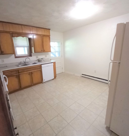 Kitchen - Apartment Heights - Spring Semester Sublease Available