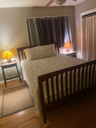 bedroom - apartment in a private home