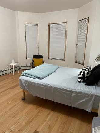 Bedroom #1 - Close to MIT, HBS, Harvard, no fee *Free Laundry!! Apartments