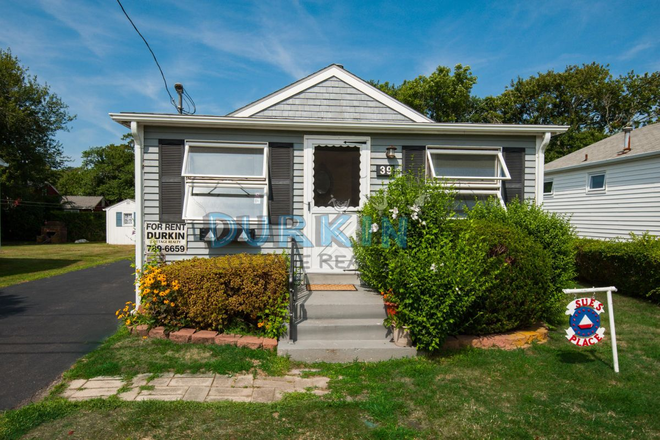 street view - 39 Sewell Rd Narragansett, RI 02882 House