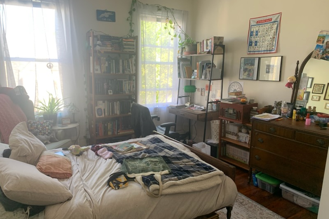 Bedroom - SUMMER SUBLET Bright cozy apartment with balcony