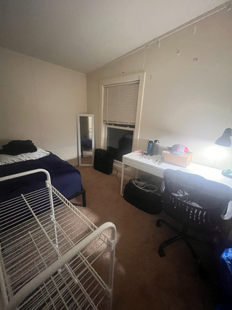 Room For Sublet - Puffton Village Apartments