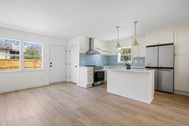 Kitchen - 3 Bedroom 2.5 bath with Office and Private backyard