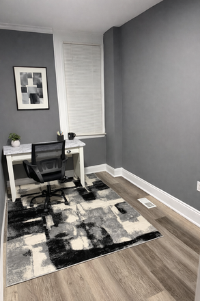 Office space - Fully Furnished 3 bdr/1.5 Modern Baltimore Home