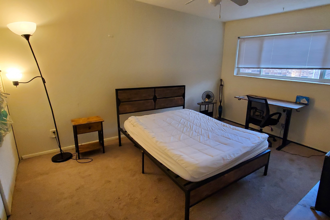 Bedroom - Furnished Unit with TV at Unfurnished Price Due to Sudden Move Out. Apartments