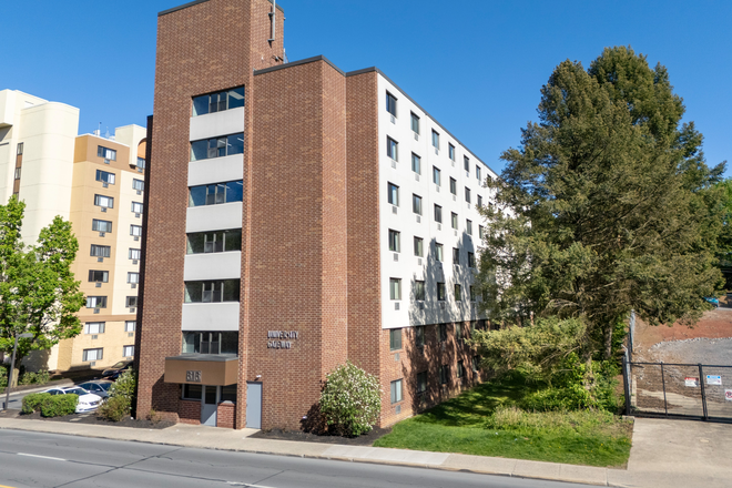 Exterior - University Gateway