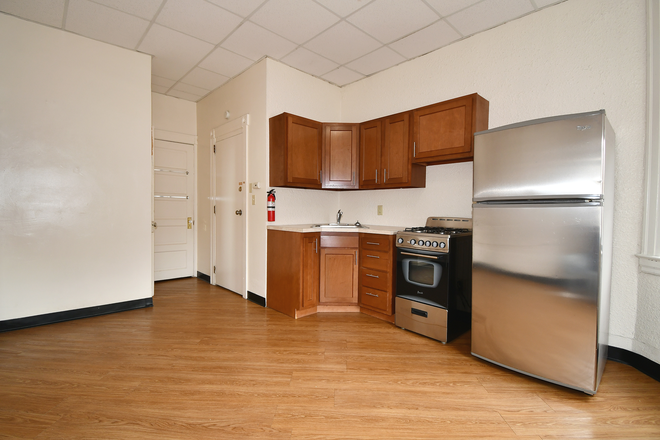 b - Oakland Bates Apartments