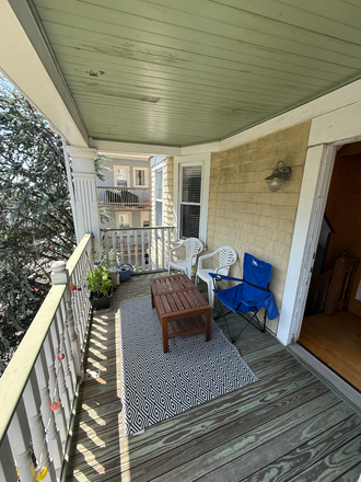 Front Patio - Spacious 2 Bedroom Apartment