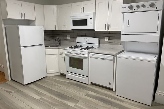 Call NOW for showings! 617-236-8550 - WINDSOR ST - *NO FEE* FLR THRU RENOVATED 3BR/1.5BA FOR *9/1/2026* W/ IN UNIT LNDRY, EIK, PATIO, YARD Apartments