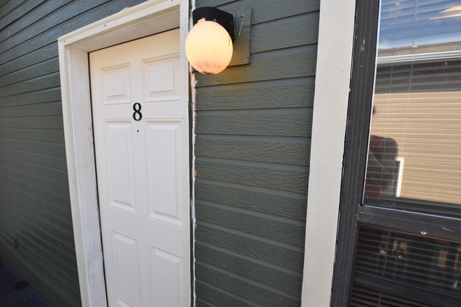 Exterior - 1125 Grandview Ave. (1BR/ 1BA) Apartments