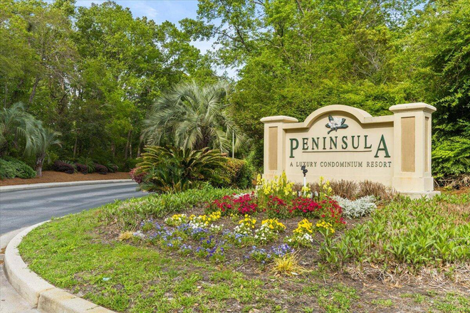Peninsula on JI - Peninsula on James Island, near James Island Connector, 1 BD/1BA *Marsh View*