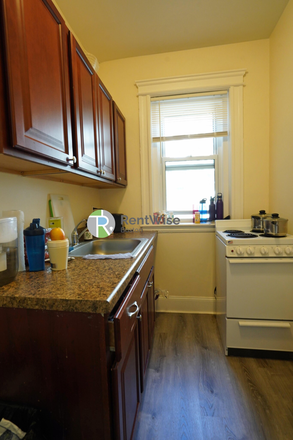 1 - July/Aug/Sept 2026-Awesome Studios and 1 beds, H/HW inc. Easy MBTA, No Broker Fee! Apartments