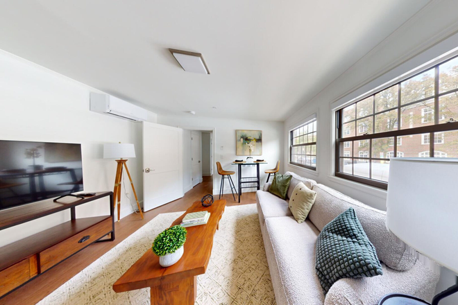 1 - SEPT 2025 NO FEE + 1 MONTH FREE?RENOVATED Harvard Sq. Stu/1-3 Beds?H/HW Includ.?Pets OK