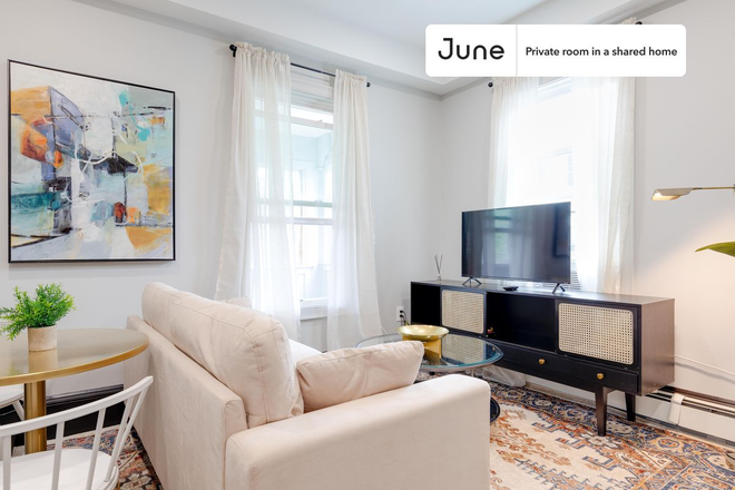 Photo - Private bedroom in 4 bed/1.5 bath Home