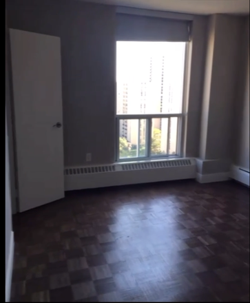 Bedroom - Female Roommate Wanted – Spacious 2-Bedroom Apartment