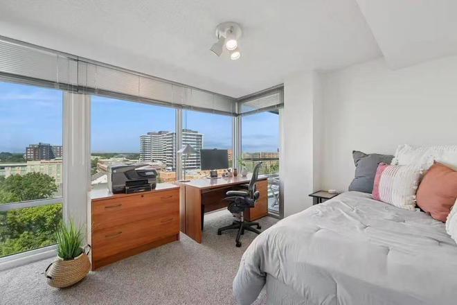 room - Sublet of 1B1B part of 2B2B Apartment near Northwestern