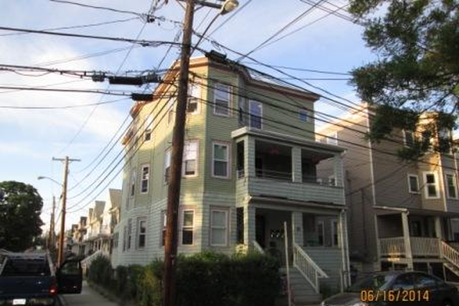 Street View - 3 Bedroom, 3 Blocks From Tufts Campus NO BROKER'S FEE!  Available  8/1