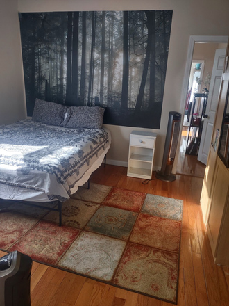 Room 2B - a larger room on the second floor. - Furnished Rooms, Flexible Rentals on Kendall Sq (close to MIT, Harvard, MGH)