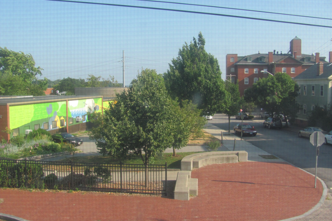 across from India Point Park - Sunny 3 bed with views! 438 Wickenden St. available October 1, 2026 Apartments