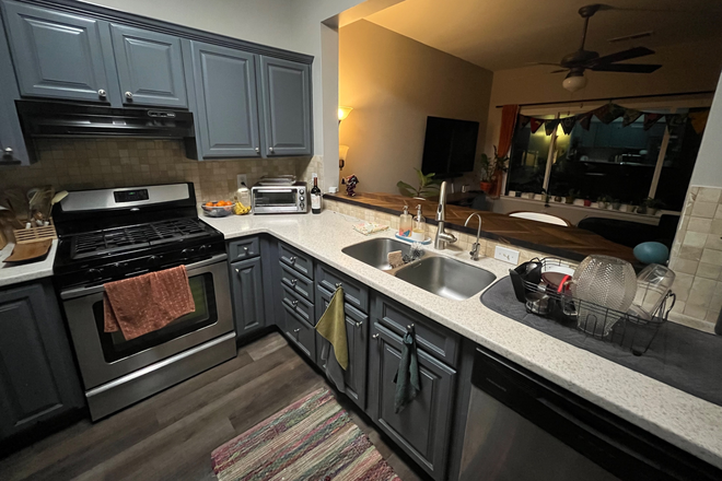Kitchen - Bedroom in shared townhouse in beautiful cohousing community