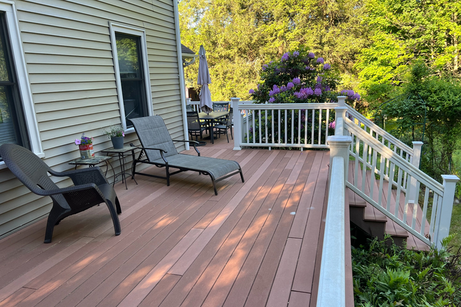 Back double decks - Private Home with Beautiful Yard