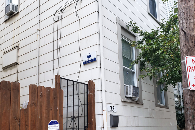 Exterior - 23 W. Hollister St