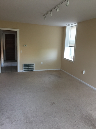 Living Room - 2-Bed/1-Bath Apartment - UIC East Campus