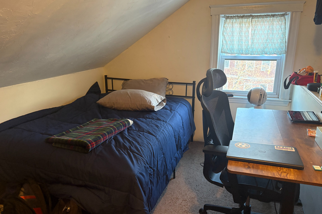 Furnished room - Fully furnished private room in convenient location.