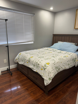 Bedroom - Spacious Private Room near UofT