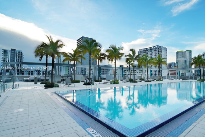  - Axis On Brickell - 79 SW 12th Street Unit 2811