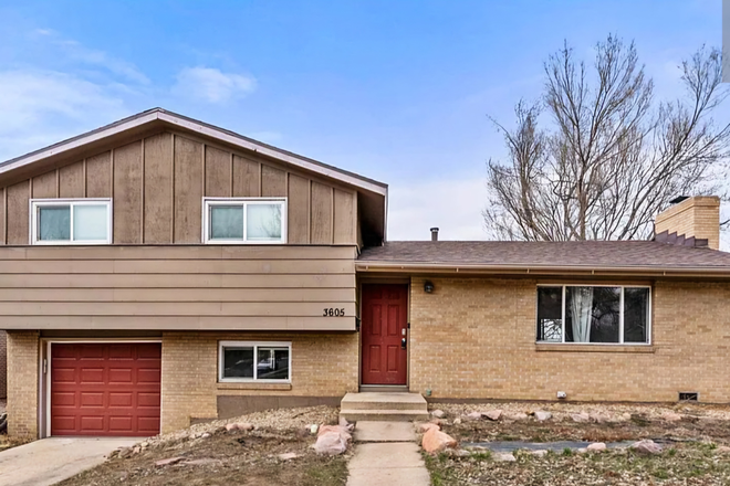 Exterior - 3605 Moorhead - fantastic 4BR 2 BA