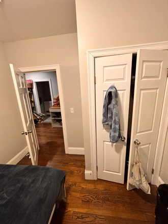 view of hallway - Mission Hill Apartment (5BR, 3BA), 1500/month, 20 walk to campus