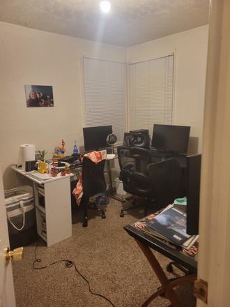 Available bedroom. Currently being used as a study/office, but will be completely unfurnished. - 2-Story House