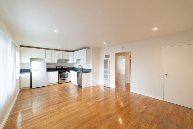  - 1128 - 1130 Bancroft