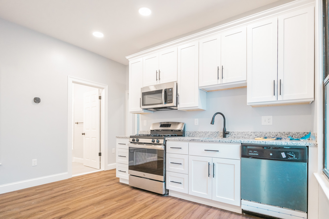 Call NOW for showings! 617-236-8550 - SARATOGA ST - LRG FLOOR THRU 4BR NEAR MBTA AIRPORT FOR *9/1/2026* W/ LNDRY IN BLDNG, DW, 2 BATHS! Apartments