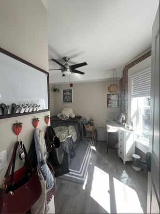 Bedroom - Remodeled, Fully Furnished Sublease for Spring 2026, 5 MINUTES from Campus Apartments