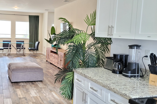 Living Room - Miami Duplex Co-Living Rental Duplex