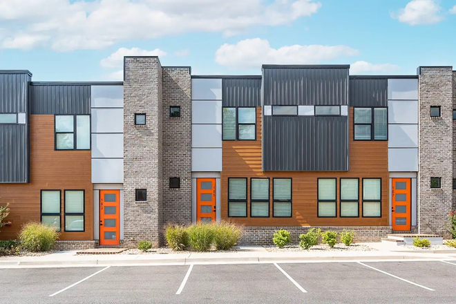Front of building - 2 Bedrooms with shared bath available at The Modern