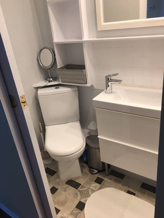Bathroom - Studio MIT/Kendall -all utilities included+ not fee Condo