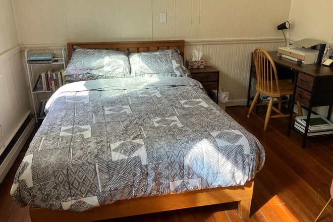 Room For Rent - Spring 2026 Sublet Available in 4b1b Apartment in Allston