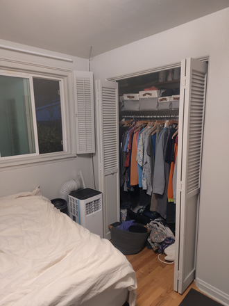 Bedroom 1 - Rooms Available – Walk to Chautauqua & CU Boulder (Available August 1st)
