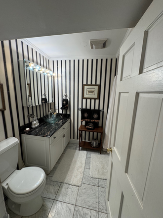 Bathroom - Direct Elevator Access 3 Bed Penthouse